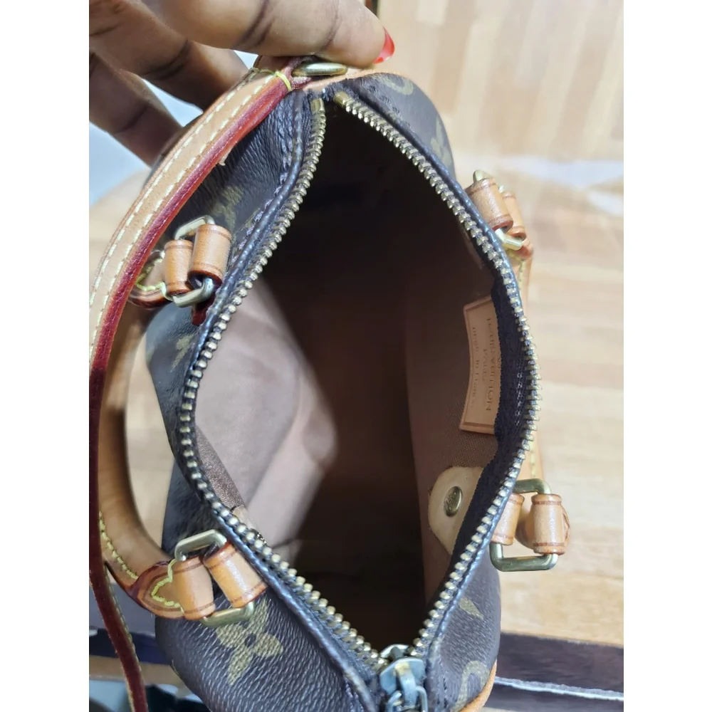 LOUIS VUITTONMonogram Nano Speedy - Picture 13 of 13